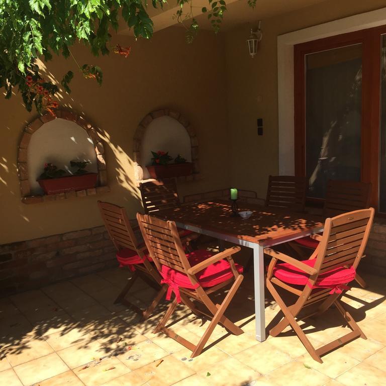 Lux Apartman Villa Hajdúszoboszló Cameră foto